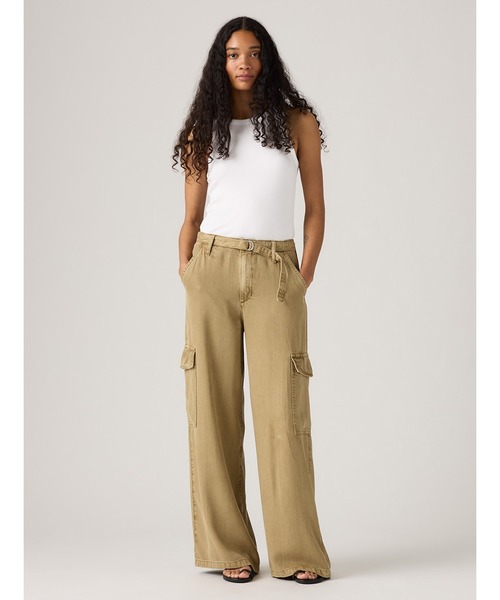 Levi's（リーバイス）の「Levi's/リーバイス BAGGY DAD カーゴパンツ（カーゴパンツ・レディース・ベージュ・28inch/26inch/25inch/24inch/23inch）」の2枚目の写真