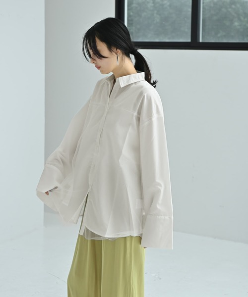 STYLE DELI(スタイルデリ)の「【BLK001】ブロードチュールかぶせシャツ(シャツ/ブラウス・レディース・オフホワイト・FREE)」の5枚目の写真