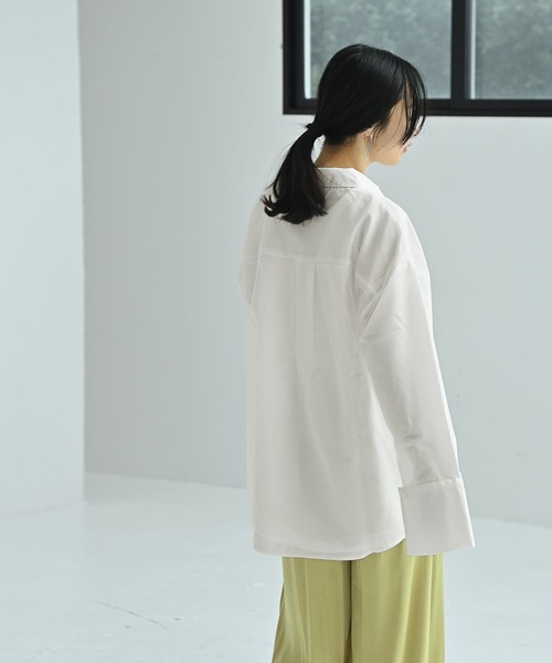 STYLE DELI(スタイルデリ)の「【BLK001】ブロードチュールかぶせシャツ(シャツ/ブラウス・レディース・オフホワイト・FREE)」の6枚目の写真
