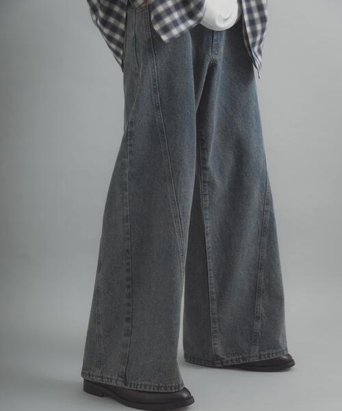 SENSE OF PLACE by URBAN RESEARCH（センスオブプレイスバイアーバンリサーチ）の「『ユニセックス』ケミカルバギーワイドデニムパンツ（デニムパンツ・メンズ・インディゴブルー/ネイビー/ブラック・MEDIUM/LARGE）」の7枚目の写真