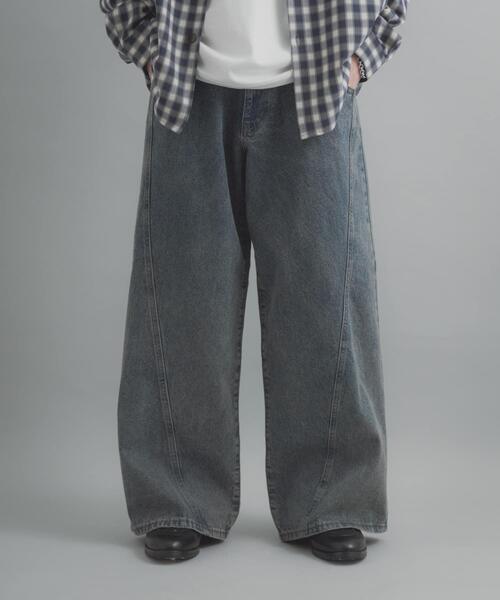 SENSE OF PLACE by URBAN RESEARCH（センスオブプレイスバイアーバンリサーチ）の「『ユニセックス』ケミカルバギーワイドデニムパンツ（デニムパンツ・メンズ・インディゴブルー/ネイビー/ブラック・MEDIUM/LARGE）」の8枚目の写真