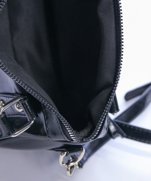 clear（クリア）の「2WAYミニハンドバッグ［大人 カジュアル 着回し力抜群］≪新作≫（ハンドバッグ・レディース・ブラウン/ブラック・F）」の8枚目の写真