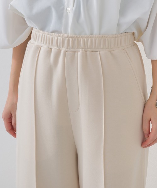 OMNES（オムネス）の「ソフトポンチ センタープリーツパンツ UVカット花粉リリース付（その他パンツ・レディース・ブラック/ベージュ・FREE）」の13枚目の写真