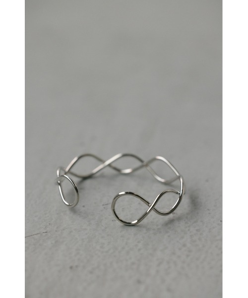 STYLEMIXER（スタイルミキサー）の「インフィニティバングル（バングル/リストバンド・レディース・ゴールド/シルバー・FREE）」の5枚目の写真