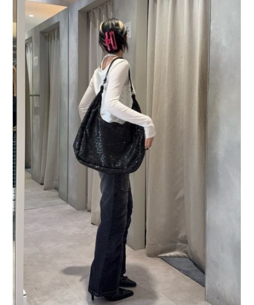LAGUA GEM(ラグアジェム)の「SEQUINS BIG バッグ(ショルダーバッグ・レディース・ブラック/シルバー・FREE)」の18枚目の写真