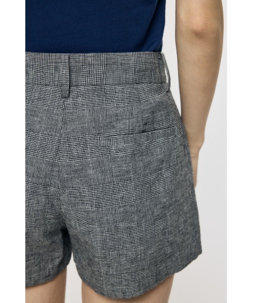MOUSSY(マウジー)の「【26年SS新作】【セットアップ対応】LINEN BLEND MICRO ショートパンツ(その他パンツ・レディース・グレー/ブラウン・1/2)」の21枚目の写真