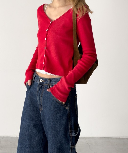 CANAL JEAN（キャナルジーン）の「HARING　アイレットカーディガン（カーディガン/ボレロ・レディース・レッド/アイボリー/ブラック・ONE SIZE）」の4枚目の写真