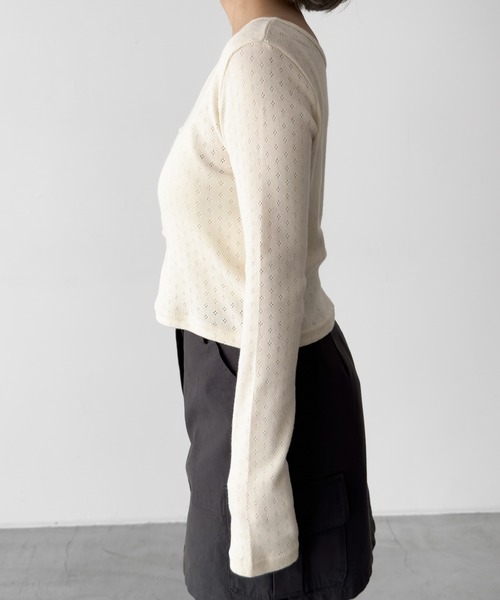 CANAL JEAN（キャナルジーン）の「HARING　アイレットカーディガン（カーディガン/ボレロ・レディース・レッド/アイボリー/ブラック・ONE SIZE）」の13枚目の写真