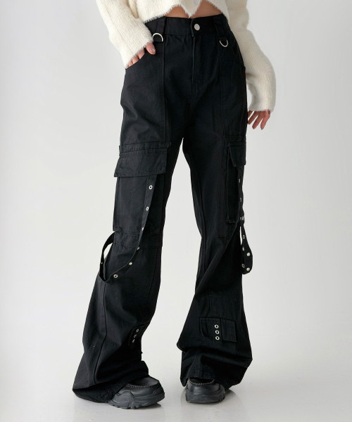 THE GREEN LAB（ザグリーンラボ）の「アイレットストラップブーツカットカーゴパンツ[ブラック]（その他パンツ・レディース・その他・FREE）」の16枚目の写真