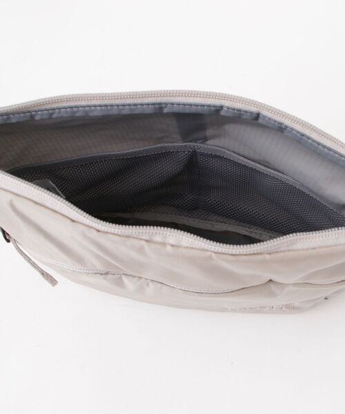 THE NORTH FACE（ザノースフェイス）の「ザ ノース フェイス THE NORTH FACE Capella 5　カペラ 5（ショルダーバッグ・レディース・その他・ONE SIZE）」の4枚目の写真