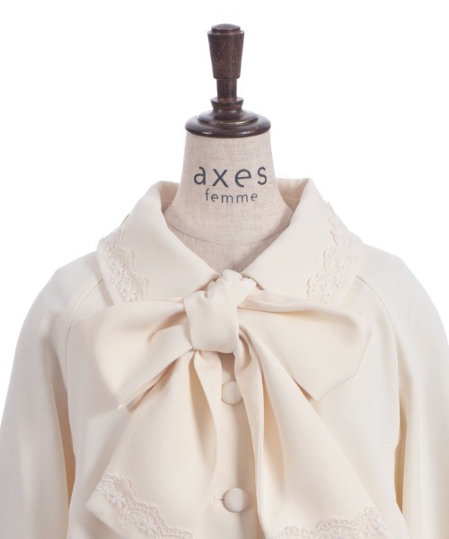 レース使いベルスリーブコート（ダッフルコート）｜axes femme
