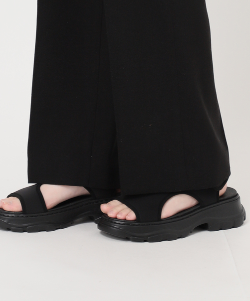 JOURNAL STANDARD(ジャーナルスタンダード)の「アイアスストレッチストレートパンツ(スラックス・レディース・ベージュ/ブラック/チャコールグレー・38/36)」の22枚目の写真