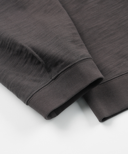 FRIZMWORKS(フリズムワークス)の「SLUB HENLEY NECK L/S TEE _ CHARCOAL(Tシャツ/カットソー・メンズ・その他・SMALL/MEDIUM/LARGE/X-LARGE)」の5枚目の写真