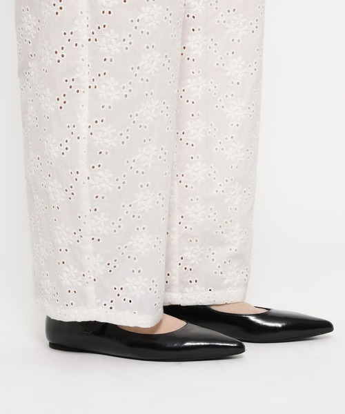 LOWRYS FARM（ローリーズファーム）の「レースカーブパンツ 641371（その他パンツ・レディース・ホワイト/ブラック・MEDIUM/LARGE）」の10枚目の写真