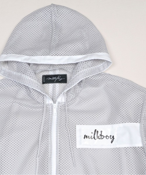 MILKBOY(ミルクボーイ)の「MESHED ZIP パーカー(パーカー・レディース・C/A・FREE)」の13枚目の写真