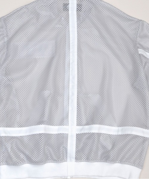 MILKBOY(ミルクボーイ)の「MESHED ZIP パーカー(パーカー・レディース・C/A・FREE)」の14枚目の写真