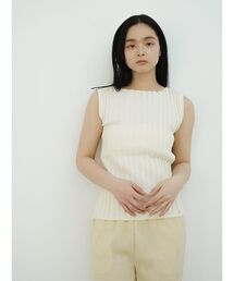 Wide rib sleeveless knit pullover