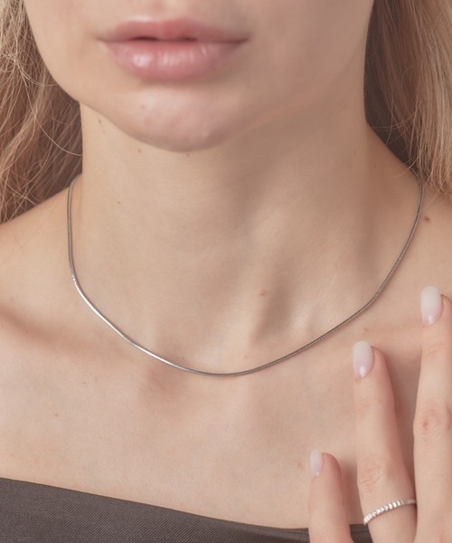 sowang(ソワン)の「シンプルスネークチェーンネックレス1mm / simple snake necklace(ネックレス・レディース・ゴールド/ピンク/シルバー・FREE)」の1枚目の写真