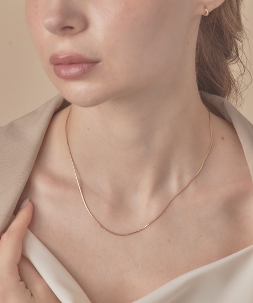 sowang(ソワン)の「シンプルスネークチェーンネックレス1mm / simple snake necklace(ネックレス・レディース・ゴールド/ピンク/シルバー・FREE)」の3枚目の写真