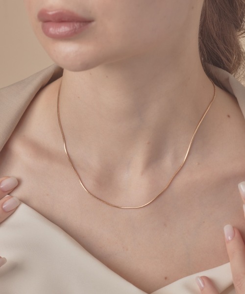 sowang(ソワン)の「シンプルスネークチェーンネックレス1mm / simple snake necklace(ネックレス・レディース・ゴールド/ピンク/シルバー・FREE)」の5枚目の写真