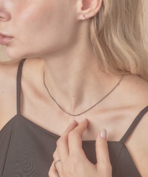 sowang(ソワン)の「シンプルスネークチェーンネックレス1mm / simple snake necklace(ネックレス・レディース・ゴールド/ピンク/シルバー・FREE)」の18枚目の写真
