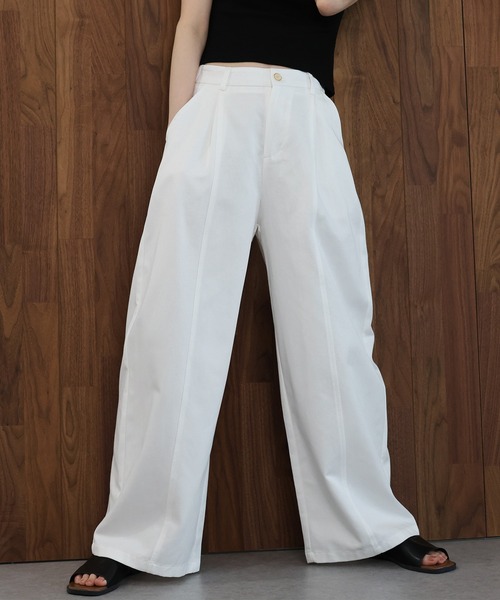 J by blue（ジェイバイブルー）の「エッグカーブパンツ（その他パンツ・レディース・ベージュ/ブラック/ホワイト・MEDIUM）」の5枚目の写真
