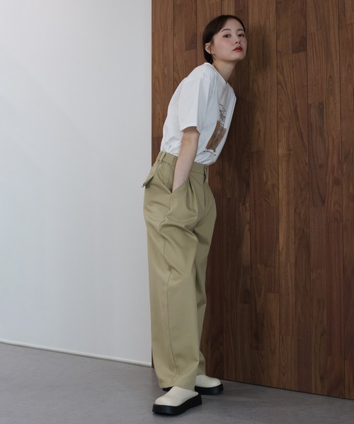 J by blue（ジェイバイブルー）の「エッグカーブパンツ（その他パンツ・レディース・ベージュ/ブラック/ホワイト・MEDIUM）」の15枚目の写真