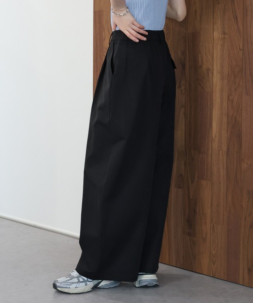 J by blue（ジェイバイブルー）の「エッグカーブパンツ（その他パンツ・レディース・ベージュ/ブラック/ホワイト・MEDIUM）」の17枚目の写真