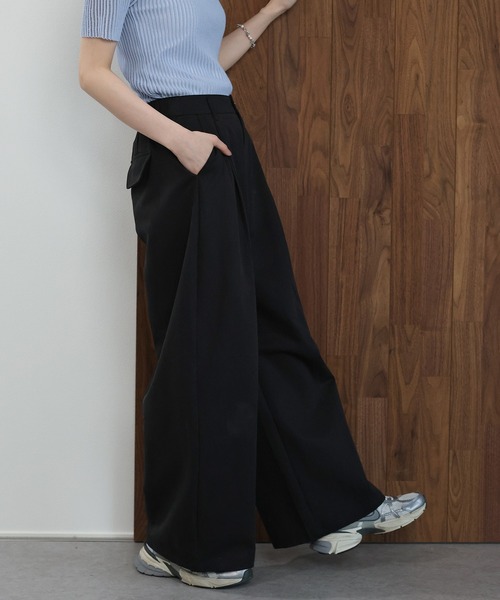 J by blue（ジェイバイブルー）の「エッグカーブパンツ（その他パンツ・レディース・ベージュ/ブラック/ホワイト・MEDIUM）」の16枚目の写真