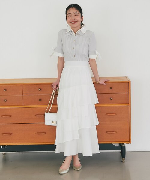 La boutique BonBon（ラブティックボンボン）の「【立体的で華やか】コットンナイロンイレヘムティアードスカート（スカート・レディース・ホワイト/サックスブルー・38/36）」の10枚目の写真