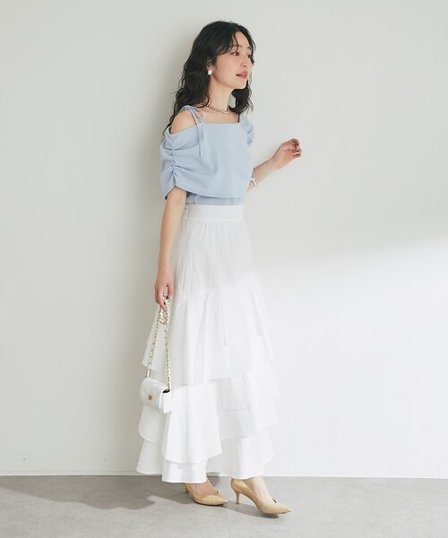 La boutique BonBon（ラブティックボンボン）の「【立体的で華やか】コットンナイロンイレヘムティアードスカート（スカート・レディース・ホワイト/サックスブルー・38/36）」の17枚目の写真