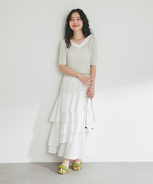 La boutique BonBon（ラブティックボンボン）の「【立体的で華やか】コットンナイロンイレヘムティアードスカート（スカート・レディース・ホワイト/サックスブルー・38/36）」の22枚目の写真