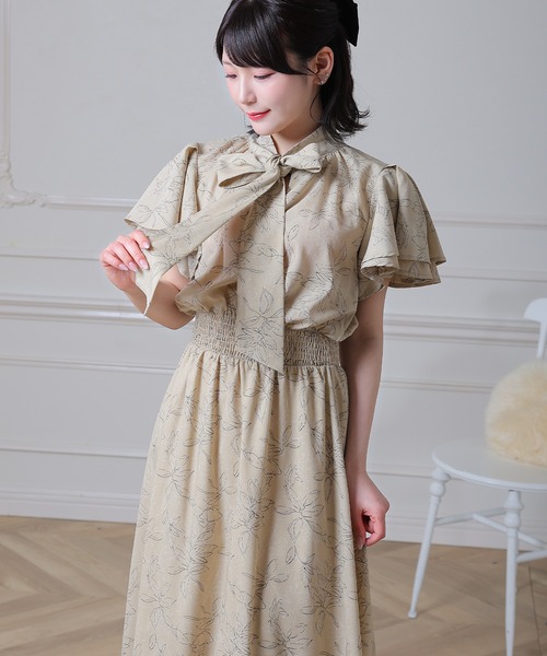 Anely(アネリー)の「花柄 ボウタイ リボン フリル袖 ロング ワンピース(ワンピース・レディース・ベージュ/アイボリー/ブラック・FREE)」の8枚目の写真