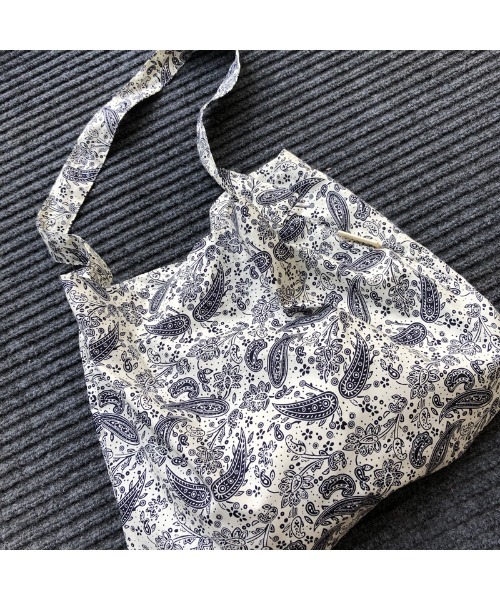 tokohana(トコハナ)の「ショルダバッグ レディース 斜めかけ(ショルダーバッグ・レディース・ホワイト系その他/ラベンダー/ホワイト×ネイビー/ベージュ/グリーン/ネイビー/レッド・FREE)」の8枚目の写真