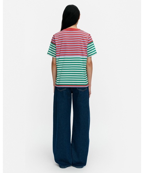 marimekko（マリメッコ）の「【オンラインストア限定】【kioski】 Tasaraita Unisex Unikko / t-shirt（Tシャツ/カットソー・レディース・マルチ・MEDIUM/SMALL/X-SMALL）」の2枚目の写真