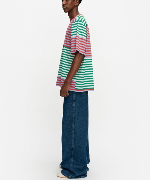 marimekko（マリメッコ）の「【オンラインストア限定】【kioski】 Tasaraita Unisex Unikko / t-shirt（Tシャツ/カットソー・レディース・マルチ・MEDIUM/SMALL/X-SMALL）」の3枚目の写真