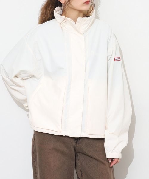 HUNTER(ハンター)の「HUNTER ウィメンズ プレイ ショート ウェザー ジャケット(ナイロンジャケット・レディース・アイボリー/ブラック/ライトカーキ・S/M)」の15枚目の写真