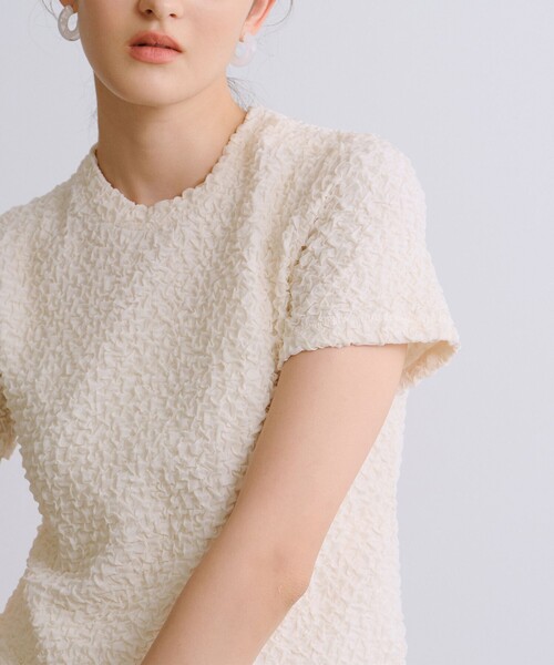 BIANCA（ビアンカ）の「【1枚で着映え】ふくれジャカードカットソー（Tシャツ/カットソー・レディース・グリーン/パープル系その他/ライトブルー/ブラック/オフホワイト/イエロー・38）」の9枚目の写真