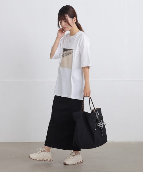ALTROSE(アルトローズ)の「【A4対応】トート バッグ リバーシブル(トートバッグ・レディース・グレー系その他7/ベージュ系その他3/ブラウン系その他4・FREE)」の10枚目の写真