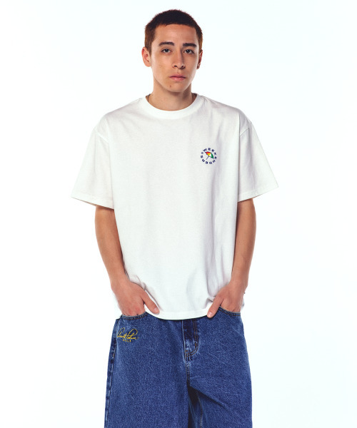 WKNDRS(ウィーキャンドース)の「AP LOGO T-SHIRT (WHITE)(Tシャツ/カットソー・レディース・その他・X-LARGE/LARGE/MEDIUM/SMALL)」の6枚目の写真