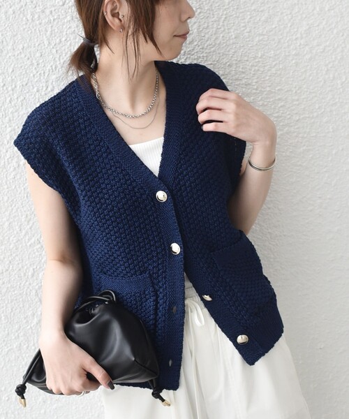 SHIPS Colors(シップス カラーズ)の「SHIPS Colors:〈手洗い可能〉メッシュ ニット ベスト◇(ベスト・レディース・ネイビー/キャメル/オフホワイト・ONE SIZE)」の21枚目の写真