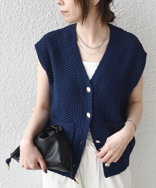 SHIPS Colors(シップス カラーズ)の「SHIPS Colors:〈手洗い可能〉メッシュ ニット ベスト◇(ベスト・レディース・ネイビー/キャメル/オフホワイト・ONE SIZE)」の22枚目の写真