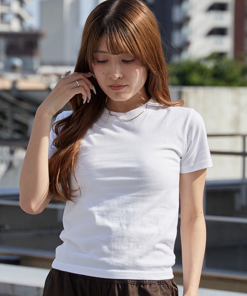 United Athle(ユナイテッドアスレ)の「【UNITED ATHLE】5.6オンス ハイクオリティー クルーネック ベイビーT チビT ミニT クロップドTシャツ 半袖 レディース 2026年 夏 夏服(Tシャツ/カットソー・レディース・ブラック/ミックスグレー/ベビーピンク/ナチュラル/ホワイト/グリーン/ライトオリーブ/スミクロ/ネイビー・XS/S)」の2枚目の写真