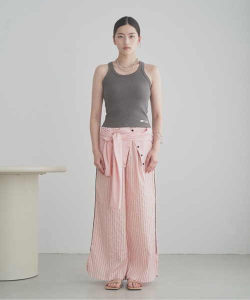 SOEMIN（ソミン）の「Relaxed piping pants／リラックスストライプパンツ（その他パンツ・レディース・ピンク/サックスブルー・FREE）」の9枚目の写真