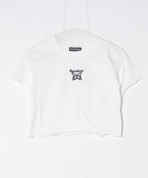 FUNdaysion(ファンデイション)の「ワンポイント刺繍ショートTシャツ(Tシャツ/カットソー・レディース・ブラック/ホワイト・M)」の12枚目の写真