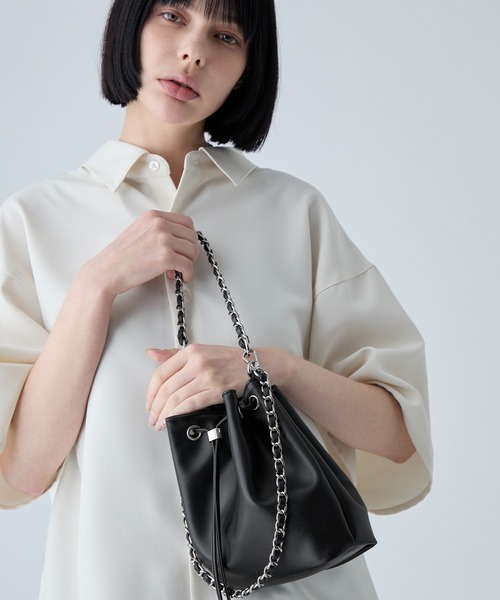 VELNUS(ベルナス)の「【VELNUS】Multi-Way Cross Design Chain Drawstring Bag/マルチway クロスデザイン チェーン巾着バッグ(ショルダーバッグ・メンズ・ブラック/アイボリー・FREE)」の21枚目の写真