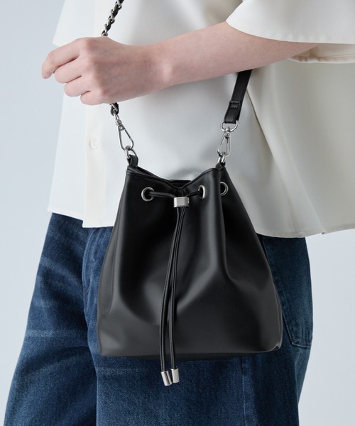 VELNUS(ベルナス)の「【VELNUS】Multi-Way Cross Design Chain Drawstring Bag/マルチway クロスデザイン チェーン巾着バッグ(ショルダーバッグ・メンズ・ブラック/アイボリー・FREE)」の19枚目の写真