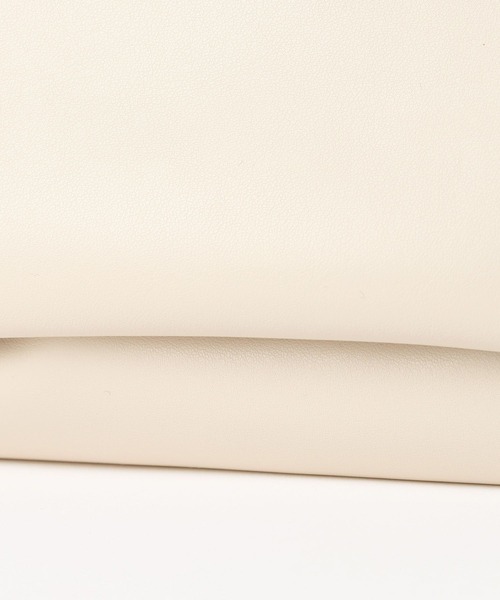 LOWRYS FARM(ローリーズファーム)の「【500mlペットボトル収納可】フラップショルダーBAG 1046881(ショルダーバッグ・レディース・ブラック/ブラウン/アイボリー・FREE)」の7枚目の写真