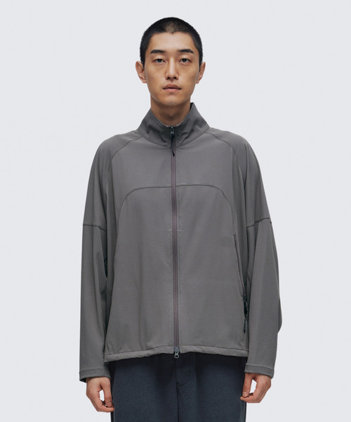 WILD THINGS(ワイルドシングス)の「ソフトシェル ガイドジャケット│SOFT SHELL GUIDE JACKET(ナイロンジャケット・メンズ・サンドグレー/ブラック・L/M/XL)」の1枚目の写真