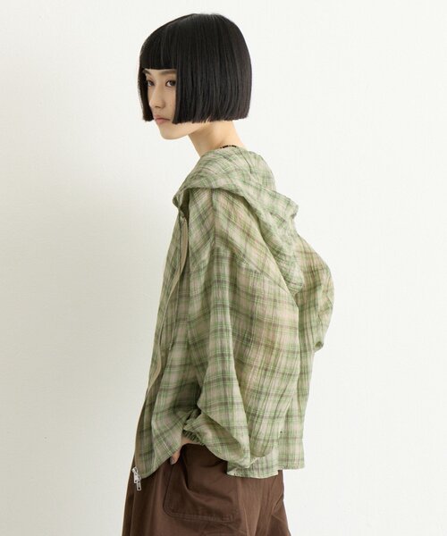 CIAOPANIC TYPY(チャオパニックティピー)の「∴シアークロップドジップチェックフードシャツ(シャツ/ブラウス・レディース・ブラウン/グリーン/ブルー/オフホワイト・ONE SIZE)」の11枚目の写真